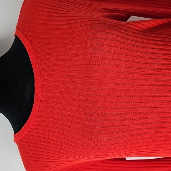 Zara Bright Red Crew Neck Ribbed Stretchy Fit & Flare Long Sleeve Midi Dress - Picture 4 of 10